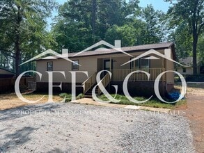 Building Photo - 13 Willow Pines Ct