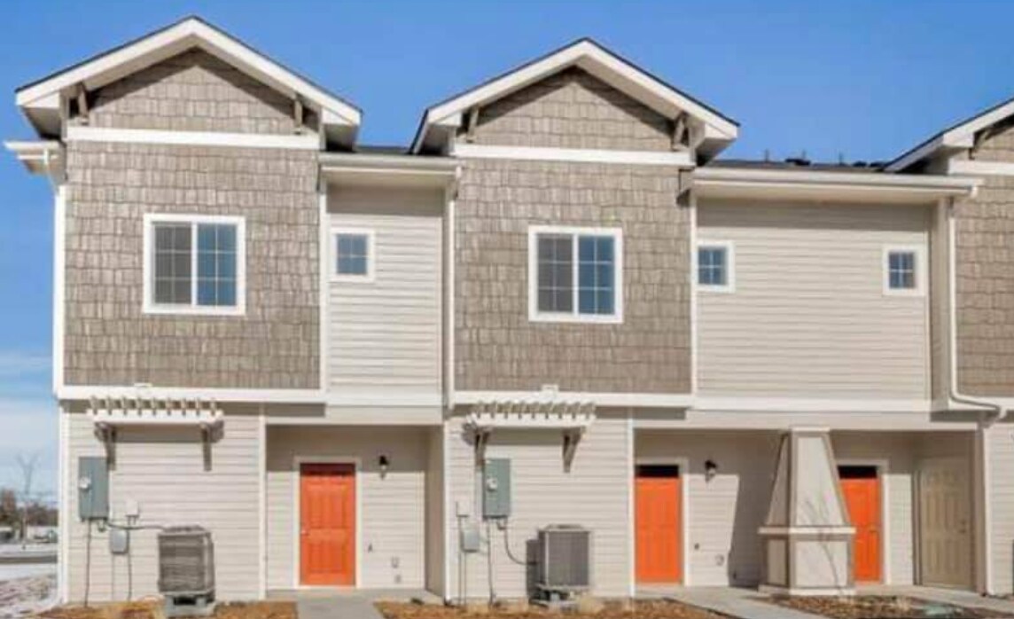 11335 W Gabrielle Dr, Boise, ID 83713 Townhouse for Rent in Boise, ID