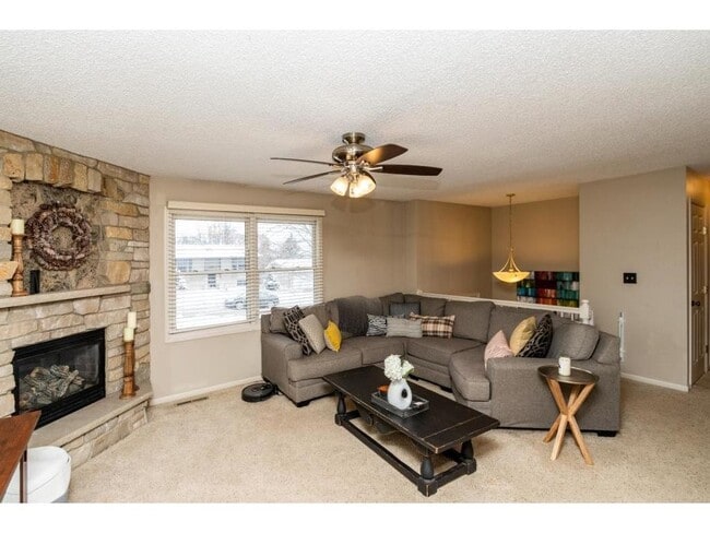 Foto del edificio - 714 36th St SW