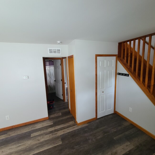 Foto del edificio - 23345 Hazelwood Ave