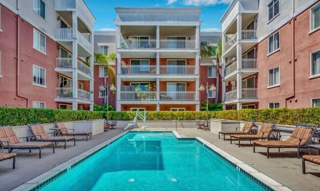 Building Photo - 3740 Santa Rosalia Dr