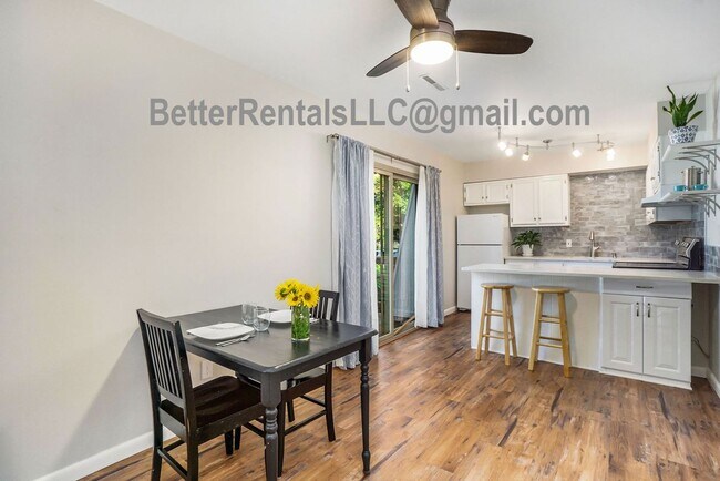 Foto del edificio - 636 Irish Dr