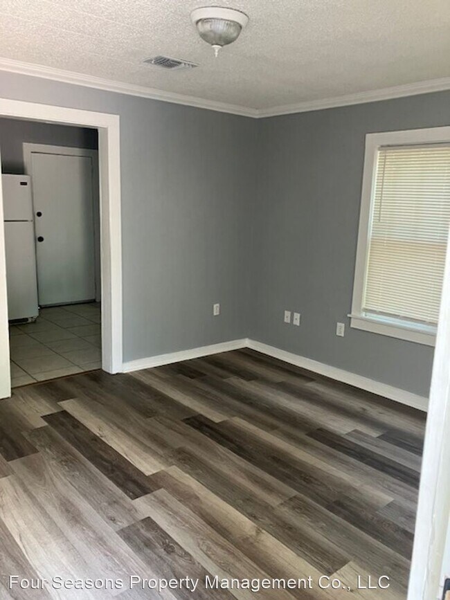 Building Photo - 1 br, 1 bath House - 2717 14th Avenue