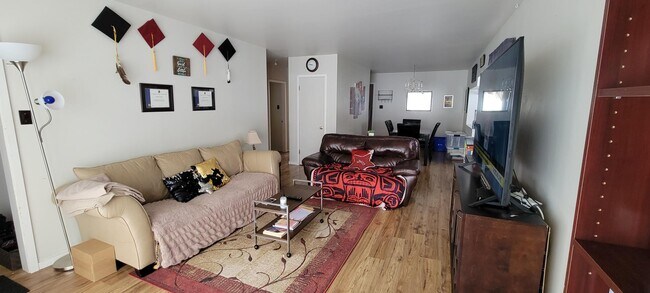 Photo du bâtiment - 2047 McBride Crescent