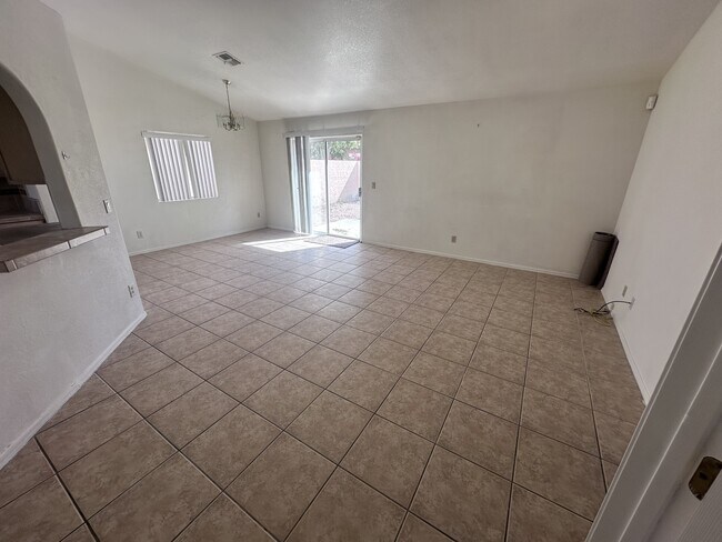 Foto del edificio - 1934 Easy St