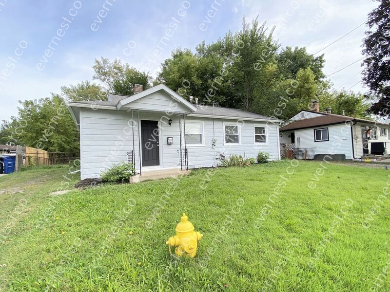 Primary Photo - 33116 Armada Ct