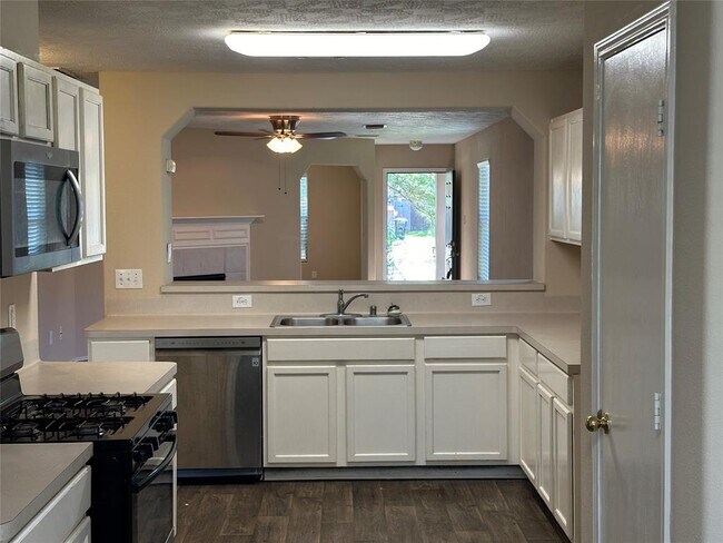 Foto del edificio - 16939 Suffolk Bridge Ln