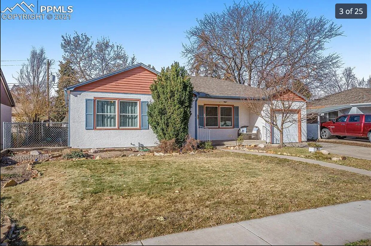 Primary Photo - 2420 N Logan Ave