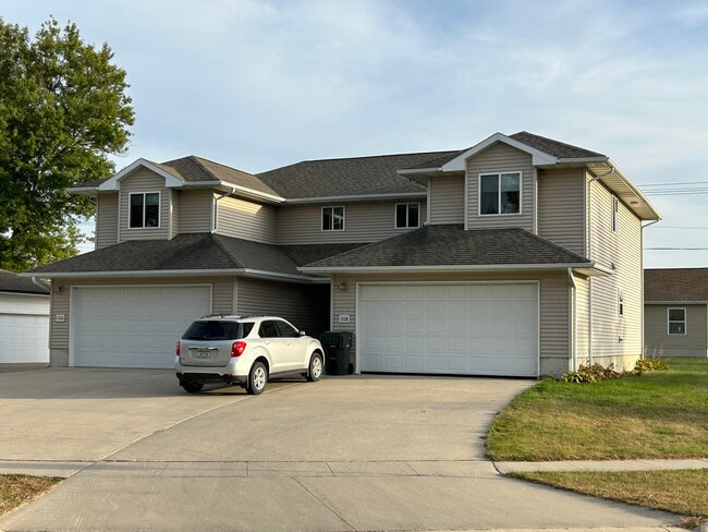 Building Photo - 1528 Starview Dr