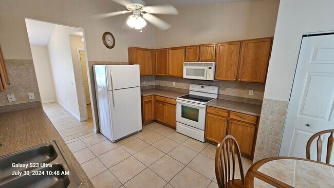 Building Photo - Beautifully Maintained Home In Palm Harbor