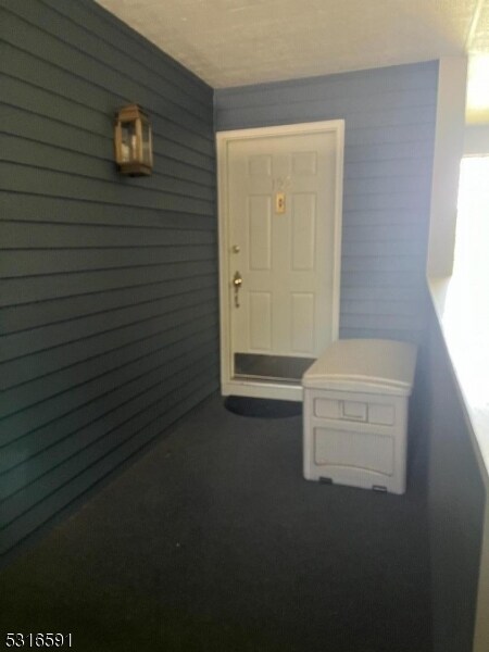 Building Photo - 155 Surrey Ct