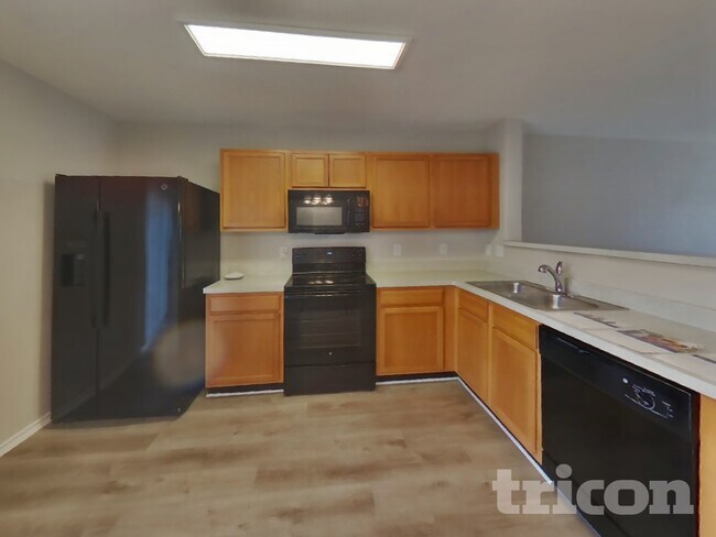 Foto del edificio - 7715 Shining Glow