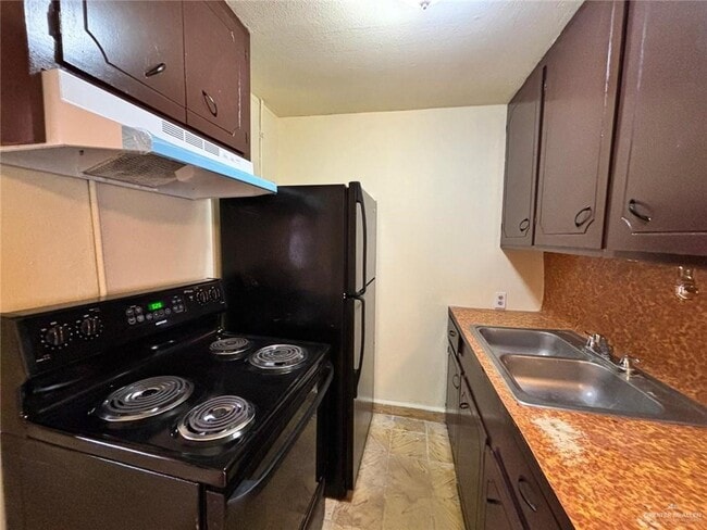 Building Photo - 5 US-83