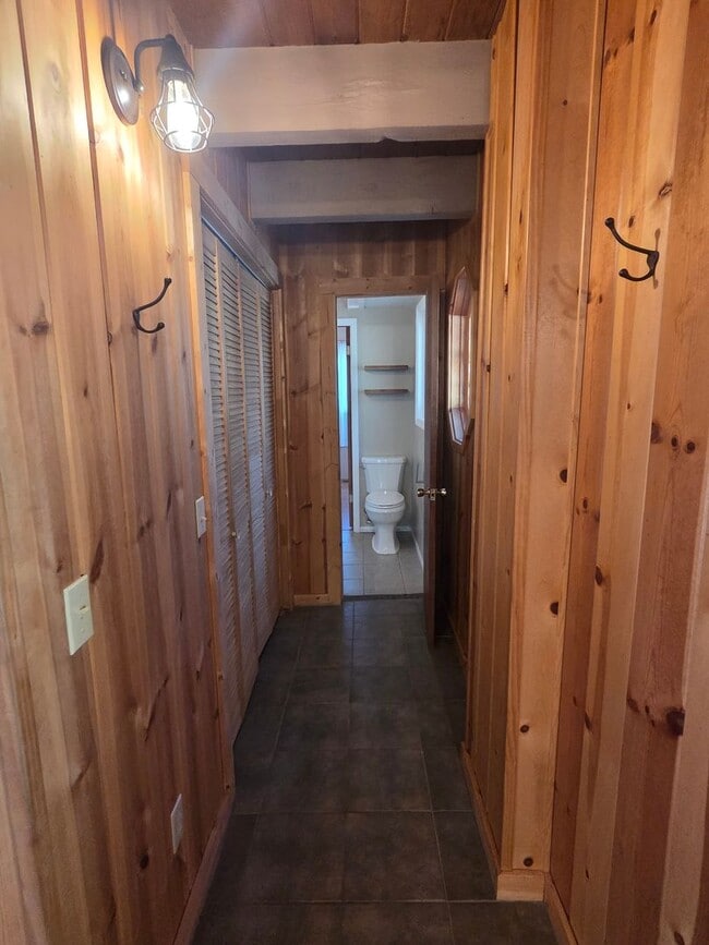 Building Photo - Twain Harte Home