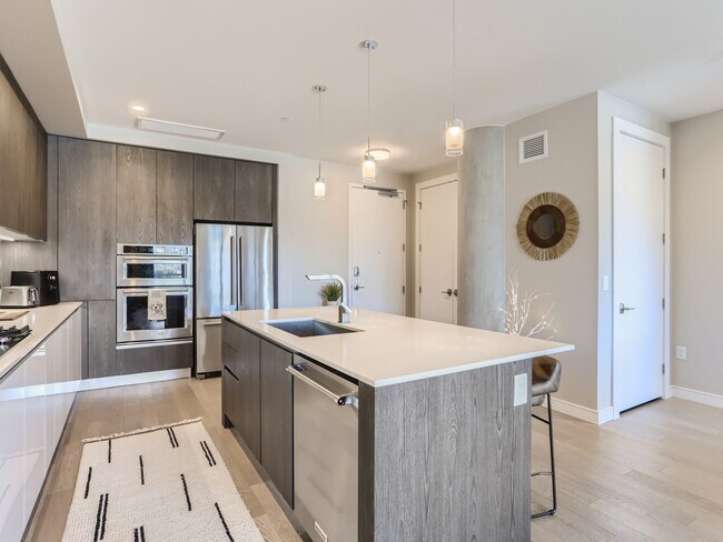 Kitchen / Nook - 4200 W 17th Ave