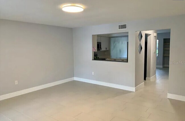 Foto del edificio - 906 Sunridge Dr