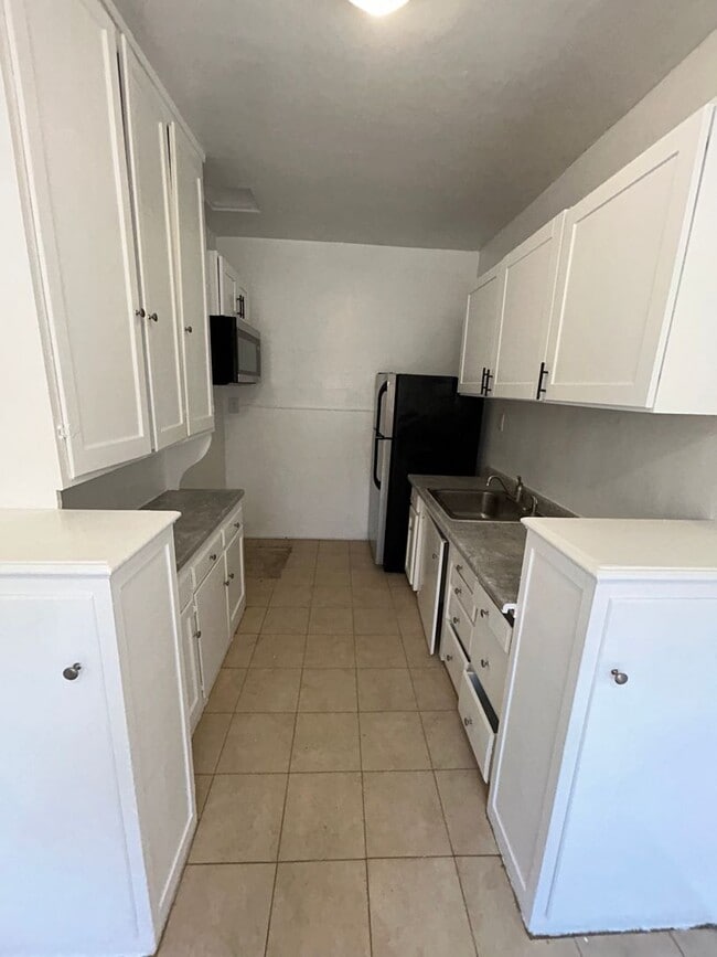 Interior Photo - Alexandria Gramercy, LLC