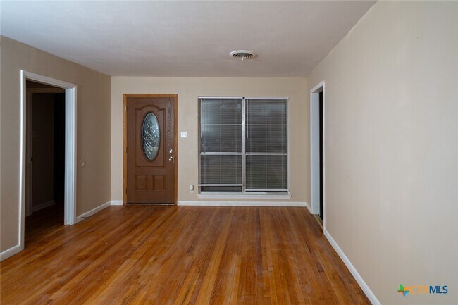 Foto del edificio - 1405 Missouri Ave