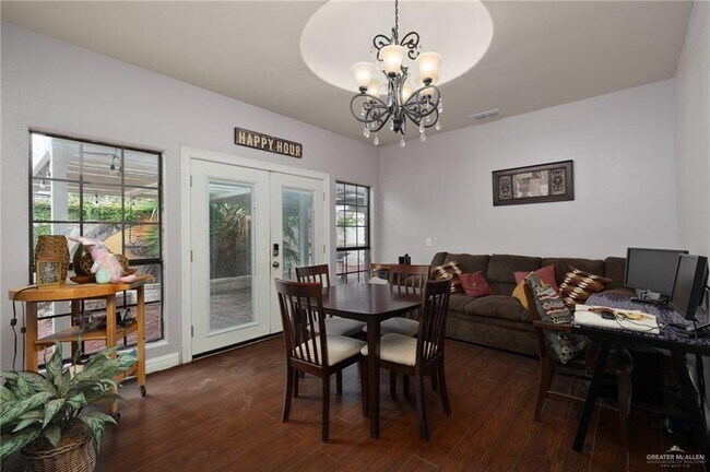 Building Photo - 9 Santa Fe St