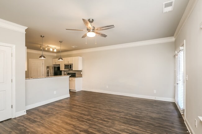 Building Photo - 224 Riley Cir