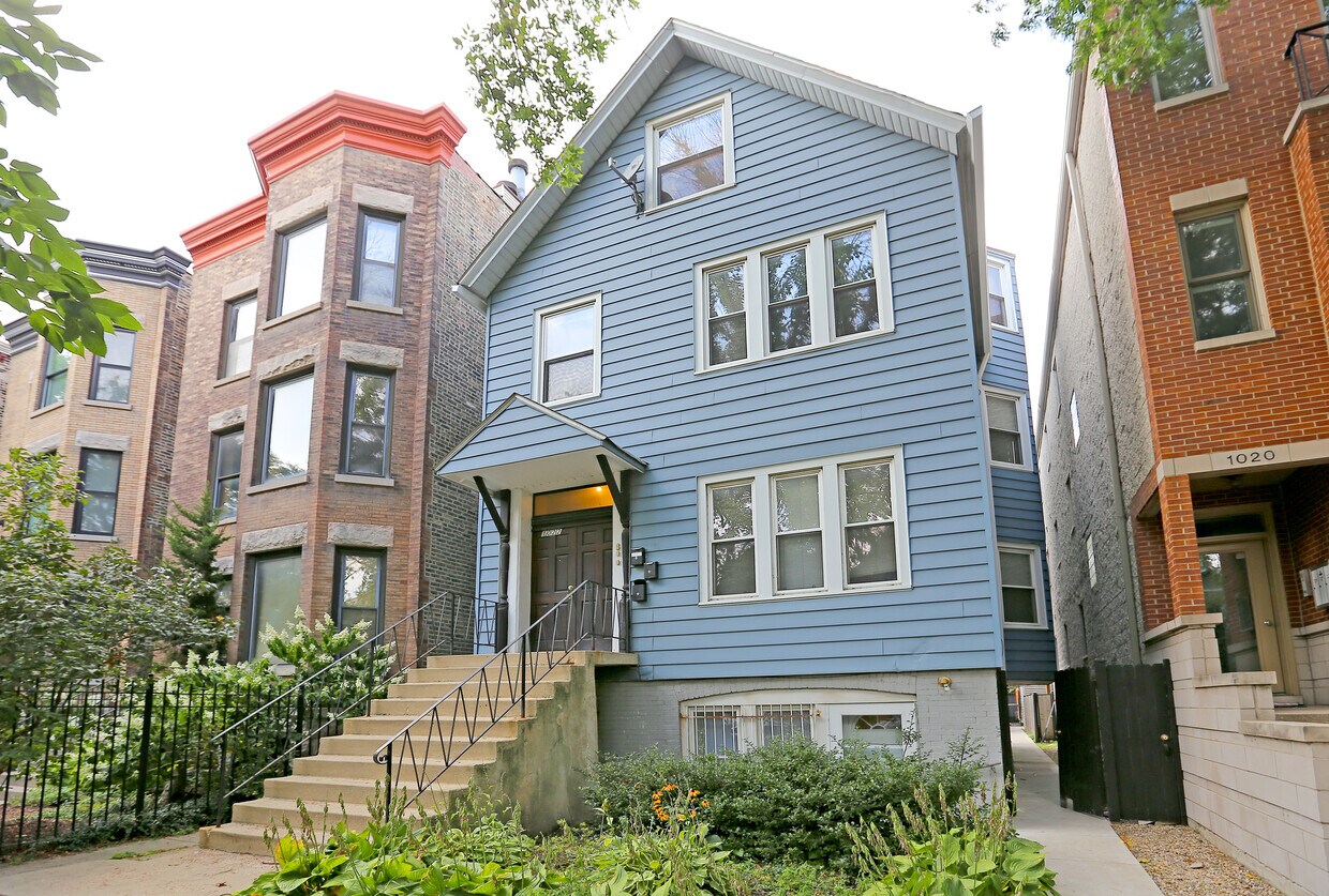 Primary Photo - 1022 W George St