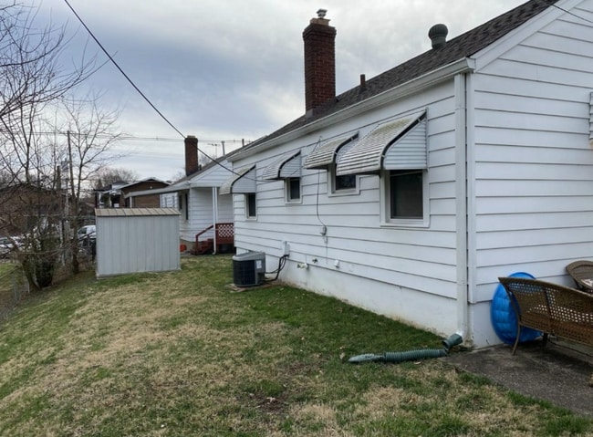 Building Photo - 517 Spanish Ct