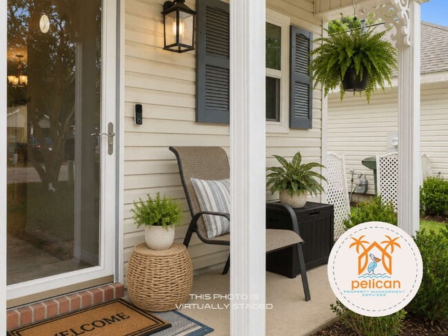 Building Photo - "Charming 3-Bed, 3-Bath Gem on Sweetbriar Street - Spacious 1320 Sq Ft in Cantonment, FL!"