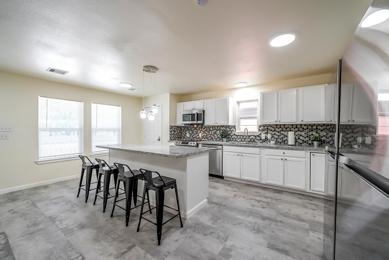 8139 Kenton St, Houston, TX 77028 House Rental in Houston, TX