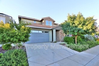 Building Photo - 12086 Mircado Wy