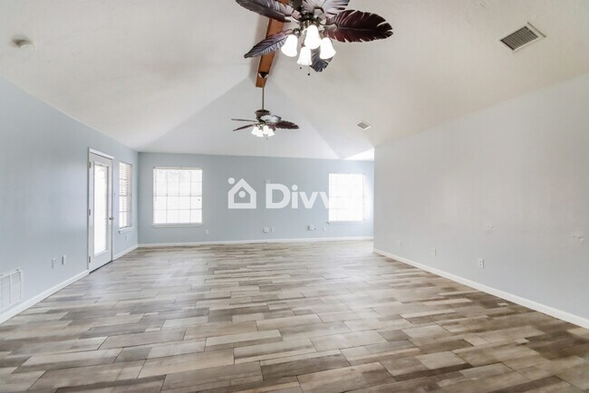 Foto del edificio - 810 Townley St, Channelview, TX 77530, USA