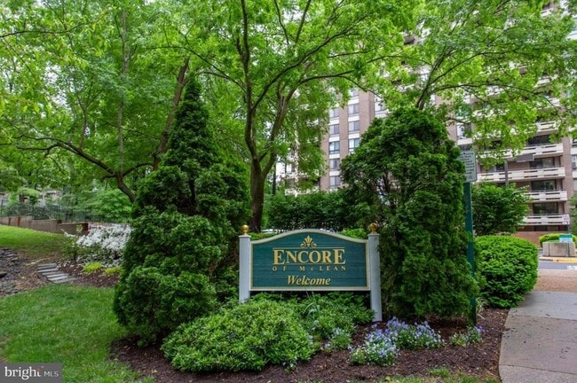 Photo - 1808 Old Meadow Rd Apartment