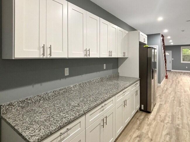 Foto del edificio - 709 N Longwood St