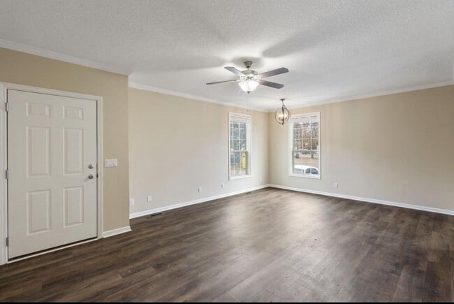 Photo - 2000 Huff Pl Apartment