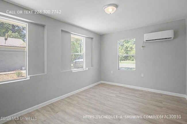 Foto del edificio - 9424 Daisy Vestry Rd