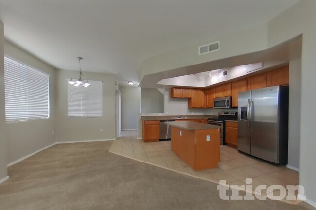 Foto del edificio - 3250 W Greenway Rd