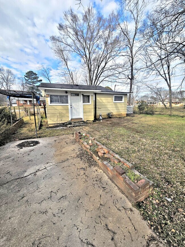 Foto del edificio - HOUSE FOR RENT - DECATUR NW