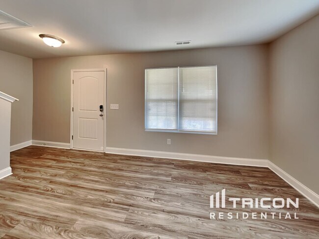 Building Photo - 1115 Eastwood Drive Wingate NC