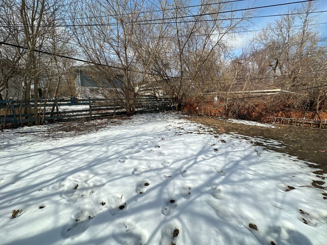 Foto principal - 5677-5679-5679 N 61st St