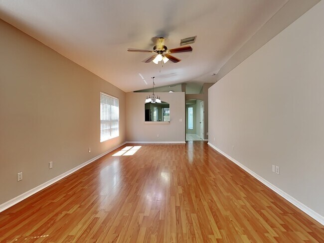 Building Photo - 8323 Arabian Dunes Pl