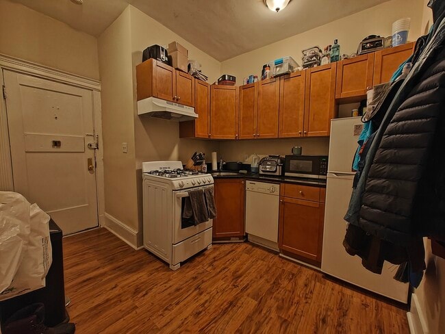 Building Photo - 1286 Boylston St