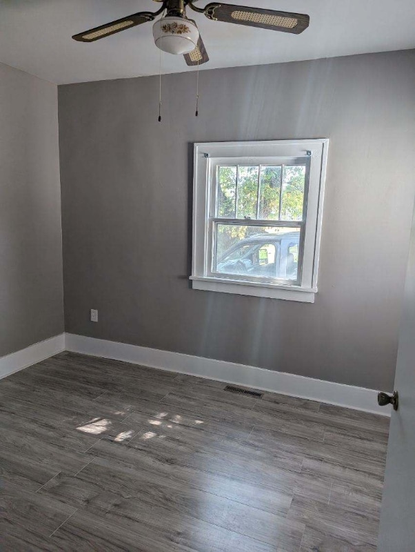 Foto del edificio - 709 N Blaine St