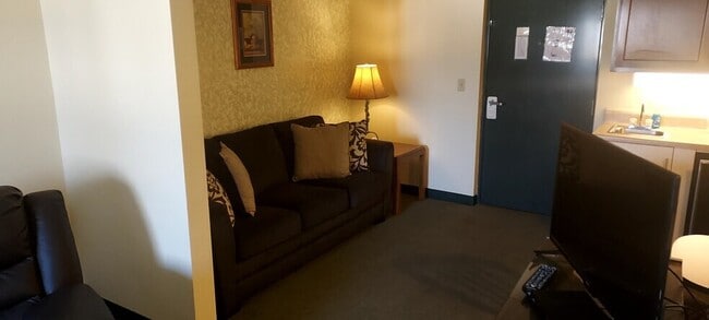 Building Photo - Lake-View Living Studio Suites