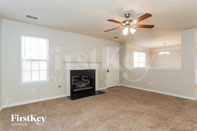 Foto del edificio - 2721 S Hills