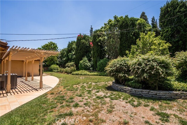 Building Photo - 23280 Strathern St