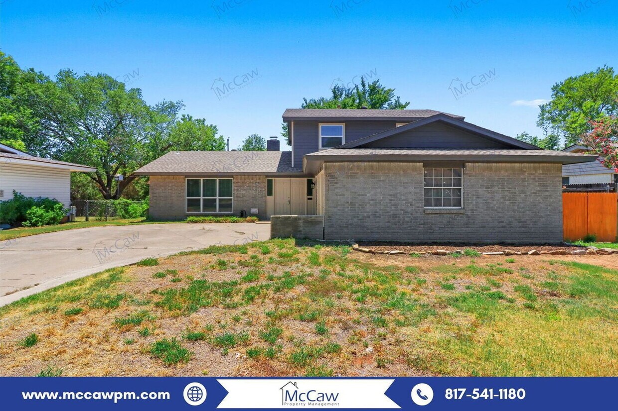 Photo - 737 Willow St