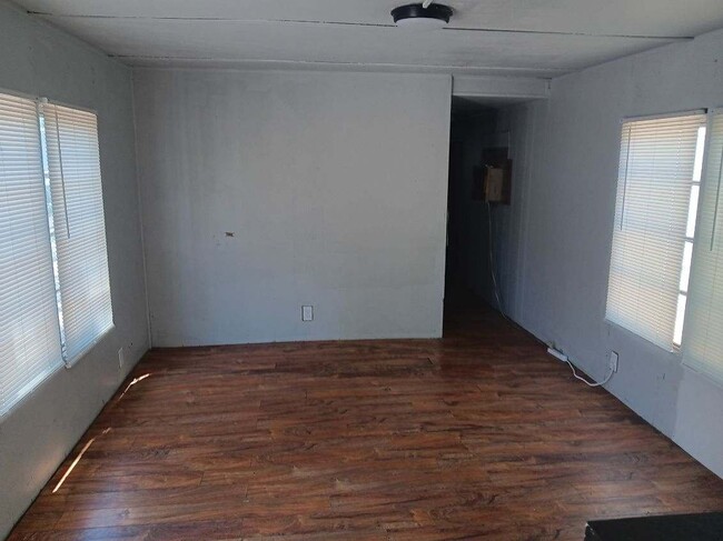 Building Photo - 951 N Auburn Ave