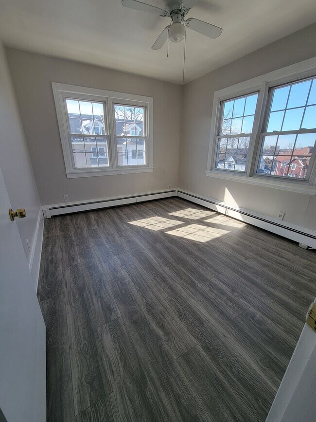 Foto del edificio - 388 E Merrimack St