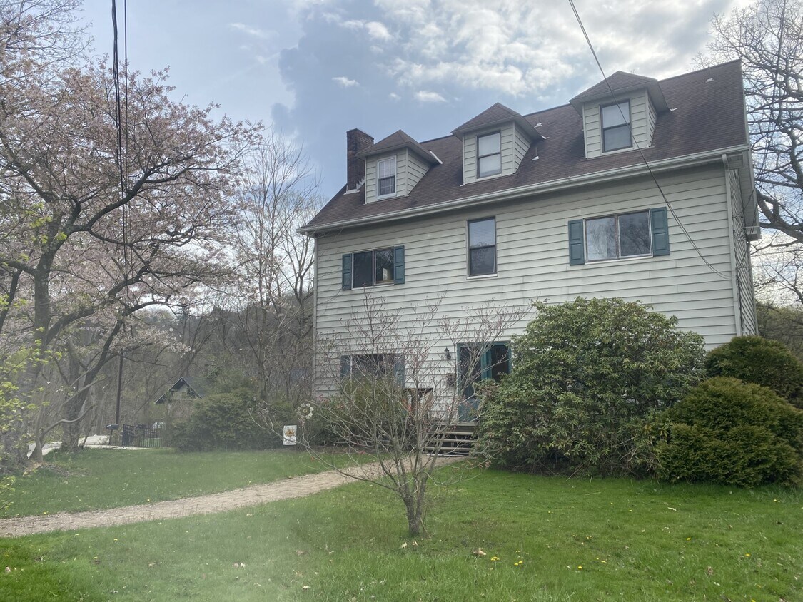 400 Ridge Ave Unit 2, Pittsburgh, PA 15202 Apartments in Pittsburgh, PA