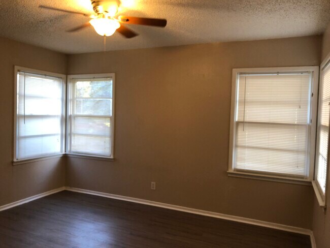 Building Photo - 3504 24th St