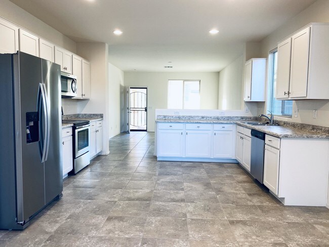 Building Photo - 2433 N 73rd Dr